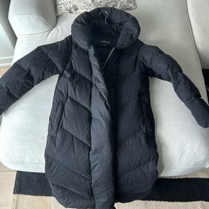 Aritzia Winter Jacket (XS)